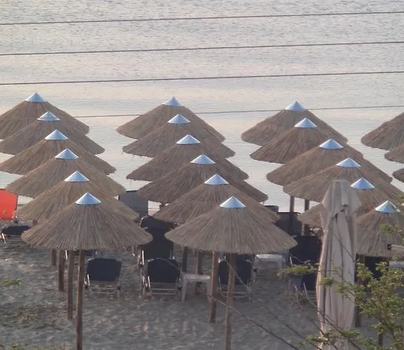 Nikolas Appartement *